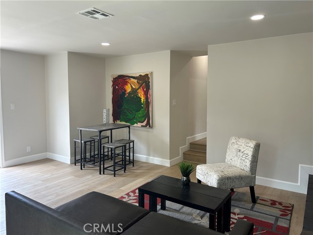 Detail Gallery Image 5 of 24 For 3375 Baltic Ave, Long Beach,  CA 90810 - 4 Beds | 2 Baths