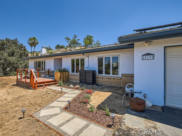 Detail Gallery Image 6 of 59 For 28195 Valley Center Rd, Valley Center,  CA 92082 - 3 Beds | 2 Baths