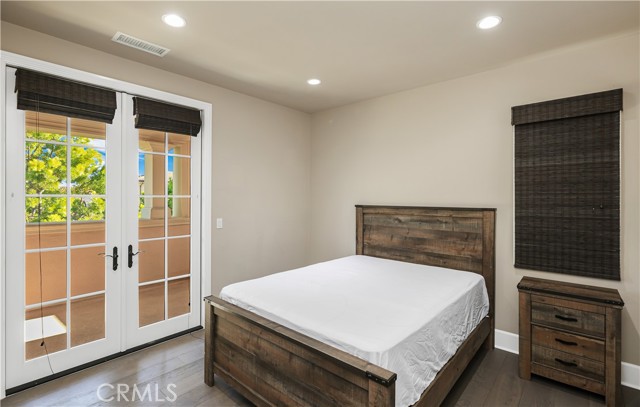 Detail Gallery Image 52 of 61 For 115 Candleglow, Irvine,  CA 92602 - 5 Beds | 5/1 Baths