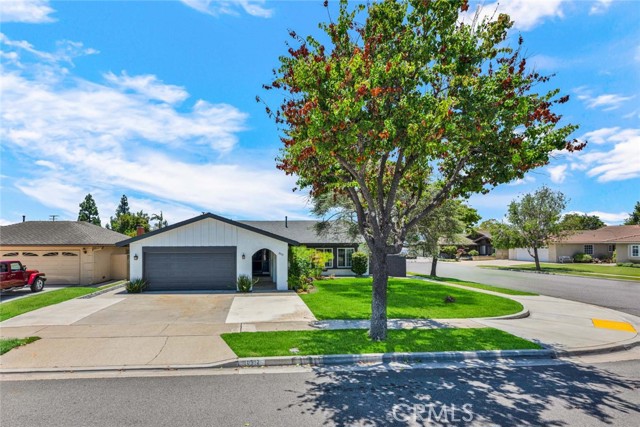 Image 2 of 57 For 10912 Nighthawk Circle