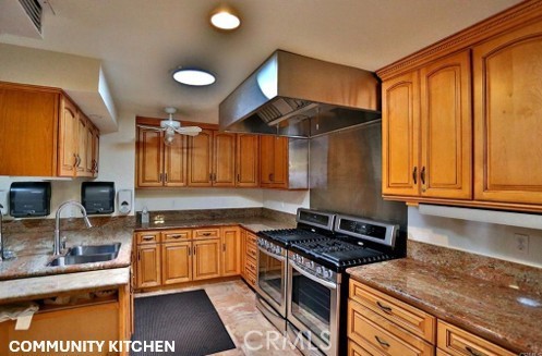 Detail Gallery Image 64 of 75 For 2275 W 25th #114,  San Pedro,  CA 90732 - 3 Beds | 2 Baths