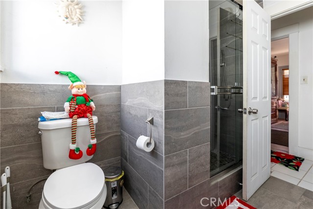 Detail Gallery Image 11 of 19 For 5146 Chesley Ave, Los Angeles,  CA 90043 - 2 Beds | 1 Baths