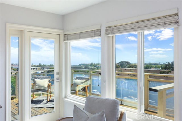 2245 Avenida Oliva, San Clemente CA: https://media.crmls.org/medias/b466cc04-acfd-4051-bb13-8688ed119b04.jpg