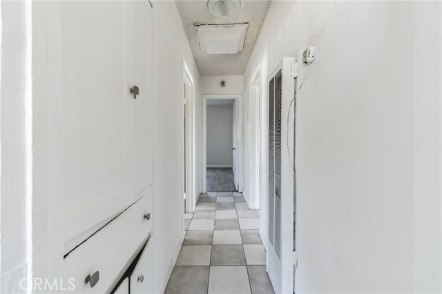 Detail Gallery Image 6 of 12 For 1916 Kentucky St, Bakersfield,  CA 93305 - 2 Beds | 1 Baths