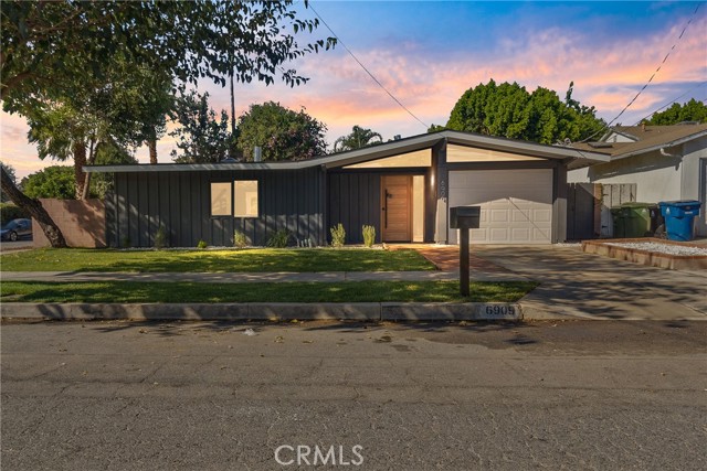 Detail Gallery Image 44 of 46 For 6909 De Celis Pl, Van Nuys,  CA 91406 - 3 Beds | 2 Baths