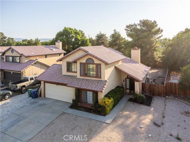 44827 Rock Island Drive, Lancaster CA: https://media.crmls.org/medias/b468d235-f624-4f9b-b1c5-9ed8c085f04e.jpg