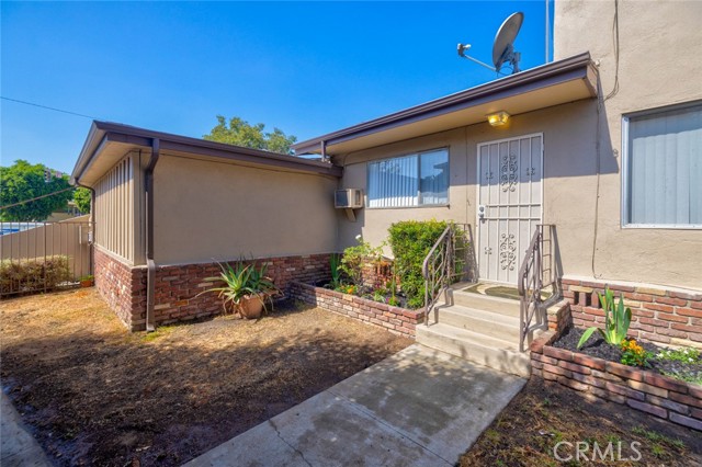 2912 W Via Acosta, Montebello CA: https://media.crmls.org/medias/b469bcf0-4eeb-4b71-a021-c31cb7d8b3e2.jpg