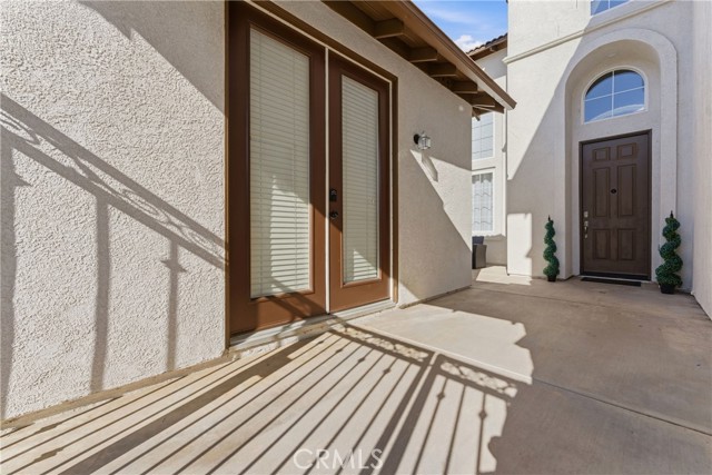 Detail Gallery Image 3 of 25 For 45894 Paseo Gallante, Temecula,  CA 92592 - 5 Beds | 3 Baths