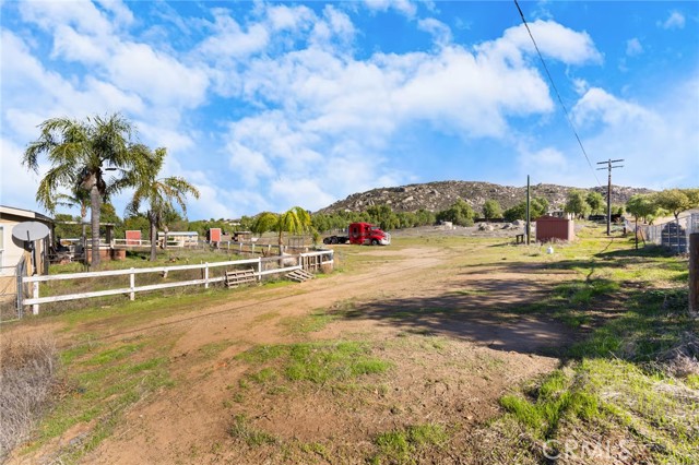 Detail Gallery Image 23 of 25 For 24090 Juniper Hills, Homeland,  CA 92548 - 4 Beds | 2 Baths