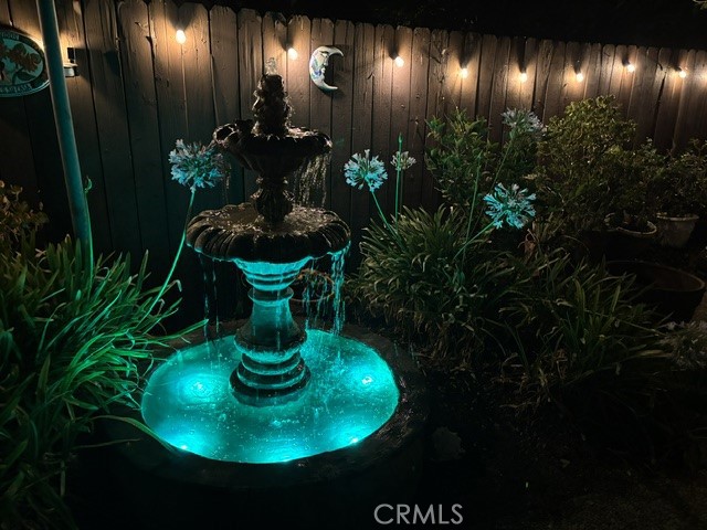 https://media.crmls.org/medias/b46abbda-69ce-4efe-a224-31c5891f2782.jpg?preset=X-Large