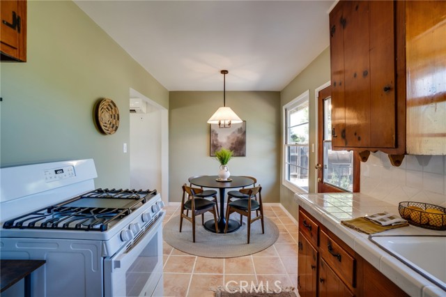 Detail Gallery Image 23 of 50 For 1901 Phillips Way, Los Angeles,  CA 90042 - 2 Beds | 1 Baths