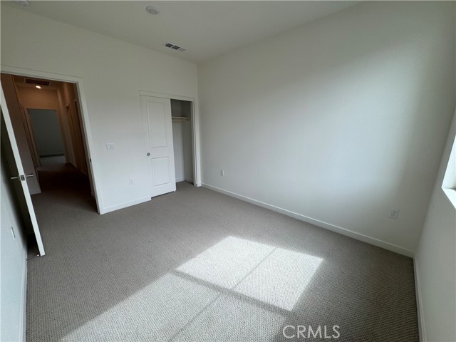Detail Gallery Image 6 of 7 For 3260 South Coral Paseo, Ontario,  CA 91761 - 3 Beds | 2/1 Baths