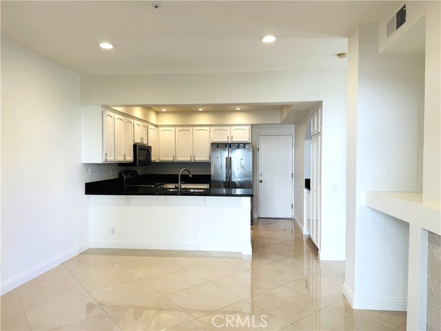 Detail Gallery Image 7 of 33 For 26281 Palisades, Mission Viejo,  CA 92692 - 3 Beds | 2/1 Baths