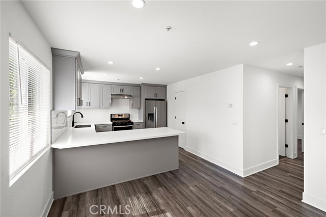 Detail Gallery Image 6 of 16 For 161 Avenida Florencia a,  San Clemente,  CA 92672 - 2 Beds | 1/1 Baths