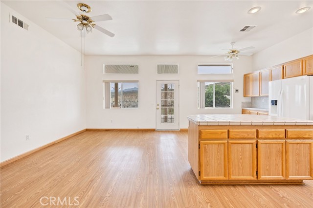 Detail Gallery Image 13 of 57 For 44268 Galicia, Hemet,  CA 92544 - 3 Beds | 2 Baths