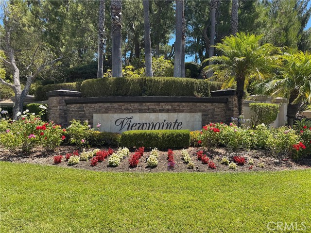1055 S Sundance Drive, Anaheim Hills CA: https://media.crmls.org/medias/b46d4ef2-b29f-40b5-b1b5-cdbf414e49b6.jpg