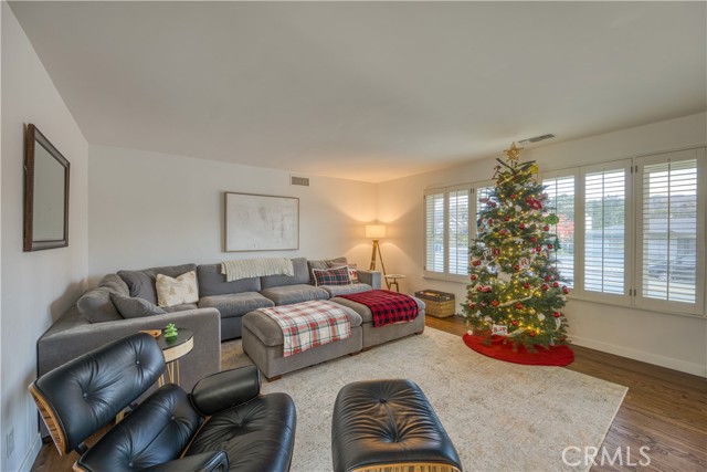 Detail Gallery Image 2 of 33 For 644 Jeffrey Drive, San Luis Obispo,  CA 93405 - 3 Beds | 2 Baths