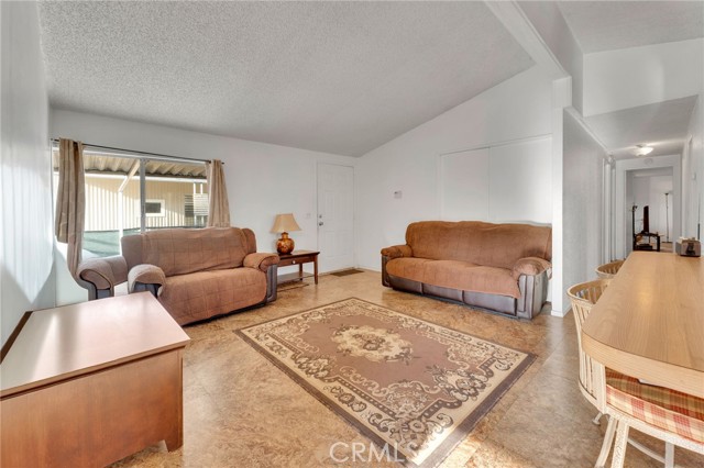 1401 W 9th Street, Pomona CA: https://media.crmls.org/medias/b46e2a5f-c013-4871-972d-c041d88094c5.jpg