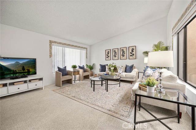 Detail Gallery Image 4 of 39 For 15930 Alta Vista Dr 613c,  La Mirada,  CA 90638 - 2 Beds | 2 Baths