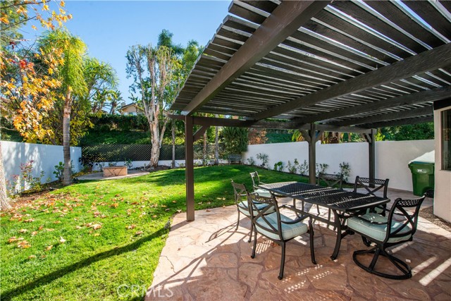 Detail Gallery Image 21 of 23 For 24666 Calle Largo, Calabasas,  CA 91302 - 4 Beds | 2/1 Baths