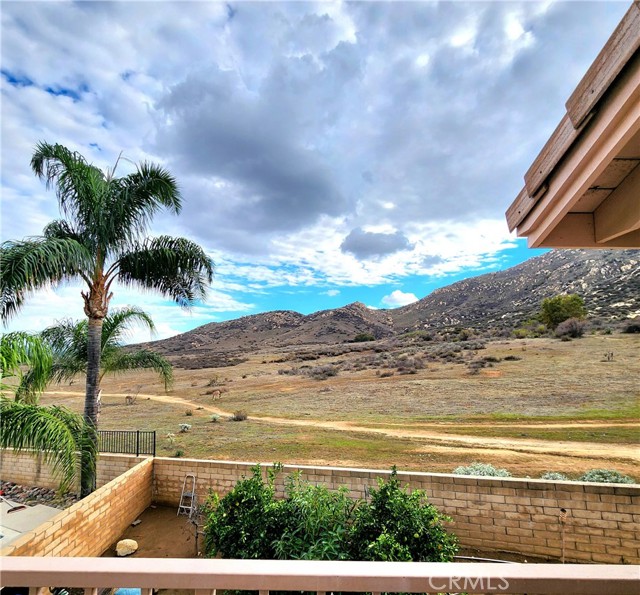 Detail Gallery Image 25 of 27 For 10482 Valley Crest, Moreno Valley,  CA 92557 - 4 Beds | 2/1 Baths