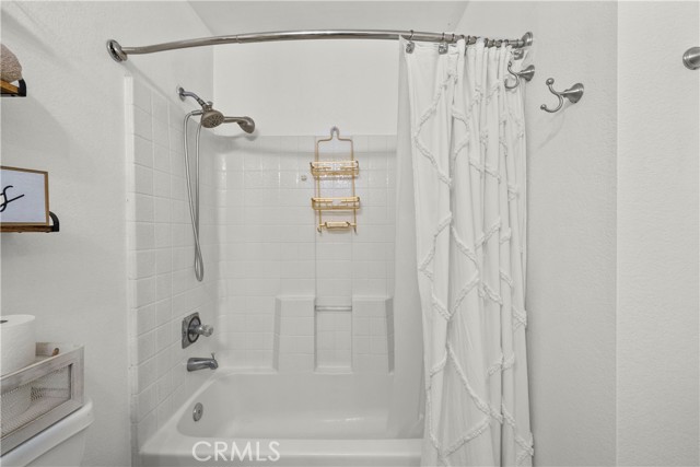 3009 Kaylyn, Lancaster CA: https://media.crmls.org/medias/b46f8cd5-0afd-412e-83ae-dd6c5b4af6c1.jpg