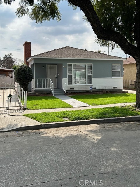 1142 72nd Street, Long Beach, California 90805, 3 Bedrooms Bedrooms, ,1 BathroomBathrooms,Single Family Residence,For Sale,72nd,PW24043622