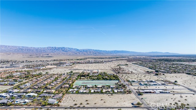 72094 Ginger Rogers, Rancho Mirage CA: https://media.crmls.org/medias/b4701a36-65e6-4bde-989b-933f4628463b.jpg