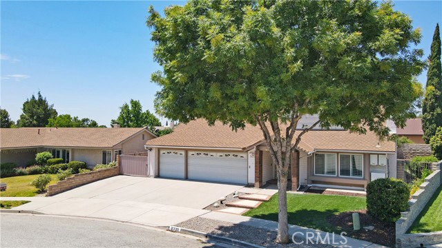 2721 Sasha Court photo 3