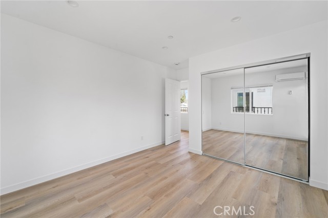 18656 Runnymede Street, Reseda CA: https://media.crmls.org/medias/b470bdde-74d2-482f-b22b-f37c52c5f94b.jpg