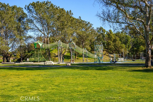 Image 42 of 44 For 18011 Shoreview