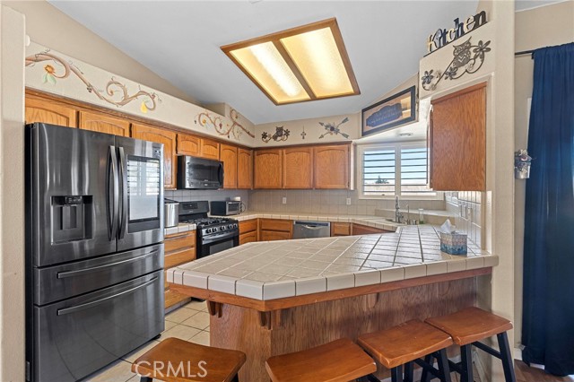 Detail Gallery Image 15 of 40 For 70 Makenna, Madera,  CA 93637 - 4 Beds | 2 Baths