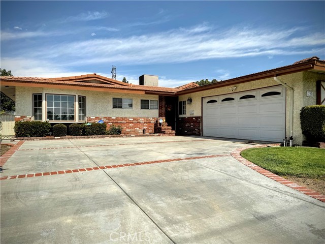 Image 2 for 727 Canary St, Colton, CA 92324
