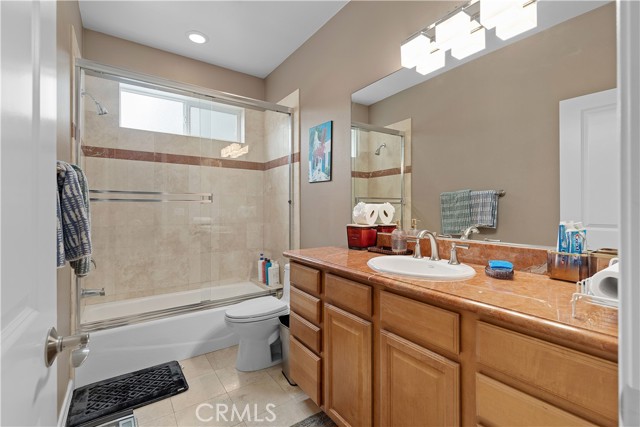 Detail Gallery Image 16 of 43 For 211 S Francisca, Redondo Beach,  CA 90277 - 4 Beds | 3 Baths