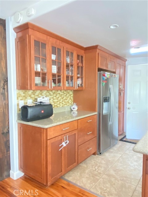 9849 Canada Way, Riverside CA: https://media.crmls.org/medias/b472efb1-2cf9-487e-afec-89e6c835c293.jpg