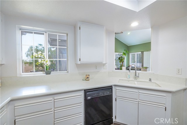 Detail Gallery Image 20 of 65 For 1021 S Rising Sun Ct, Anaheim Hills,  CA 92808 - 2 Beds | 2 Baths