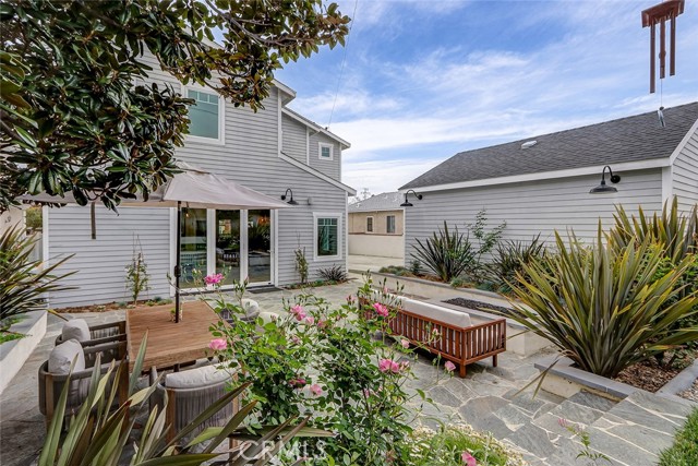 Detail Gallery Image 46 of 52 For 825 Center, El Segundo,  CA 90245 - 4 Beds | 3 Baths