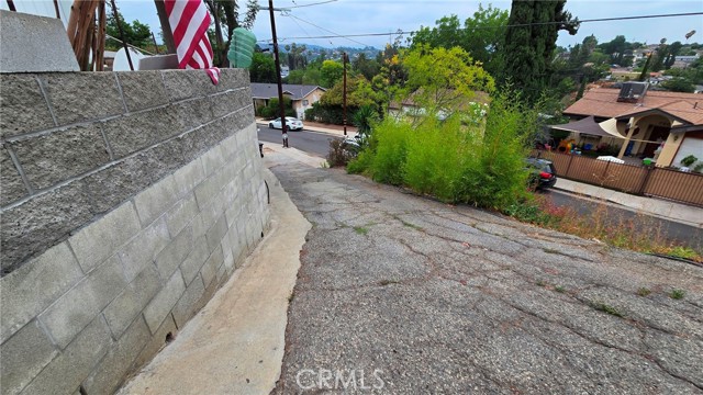 787 Terrace 49, Los Angeles CA: https://media.crmls.org/medias/b47695a5-6365-4aef-b93e-9065c7b17a60.jpg