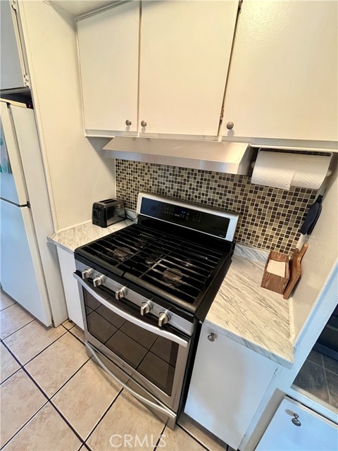 Detail Gallery Image 3 of 49 For 1081 Arrow Hwy, Azusa,  CA 91702 - 3 Beds | 2 Baths