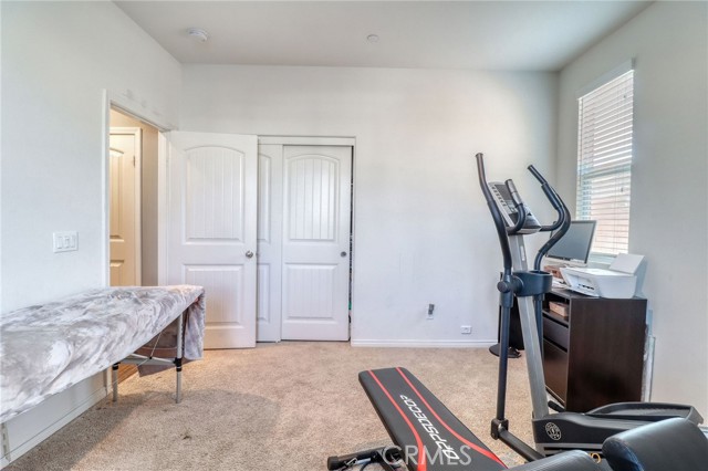 12805 Wainwright, Moreno Valley CA: https://media.crmls.org/medias/b4770791-bf72-4aa5-831d-024c49e7a8bb.jpg
