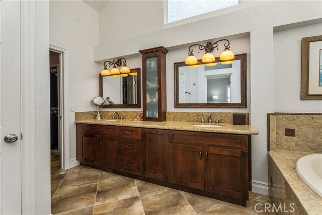 Detail Gallery Image 27 of 51 For 25071 Cheshire, Mission Viejo,  CA 92692 - 4 Beds | 3 Baths