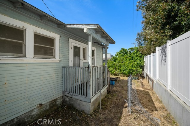 Detail Gallery Image 13 of 15 For 1427 Beach Street, San Luis Obispo,  CA 93401 - 2 Beds | 1 Baths