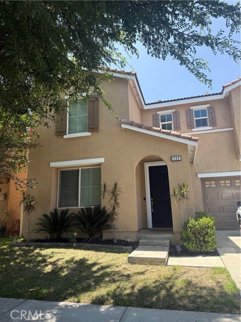 1132 N Yucca Avenue, Rialto CA: https://media.crmls.org/medias/b4791fb4-a841-4e14-9710-332b7b7d56e0.jpg