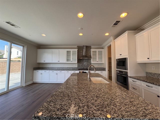 Detail Gallery Image 4 of 29 For 9882 La Vine Ct, Rancho Cucamonga,  CA 91701 - 4 Beds | 3/1 Baths