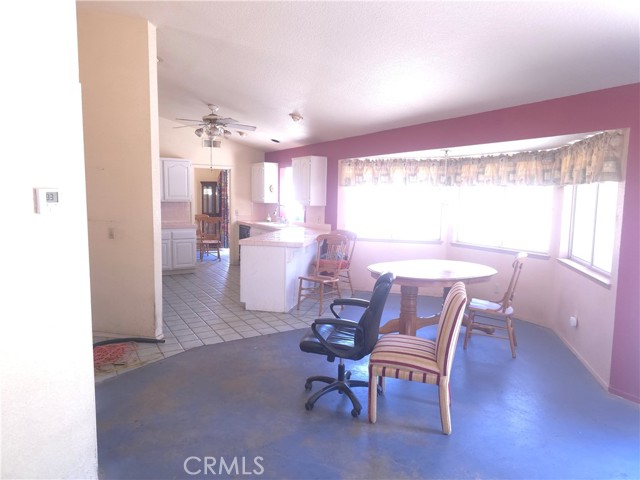 35075 Firecat Road, Hemet CA: https://media.crmls.org/medias/b47a60d6-5000-4222-99b9-55f5065ee910.jpg