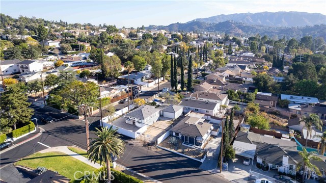 Detail Gallery Image 7 of 37 For 7310 Summitrose St, Tujunga,  CA 91042 - 3 Beds | 2 Baths