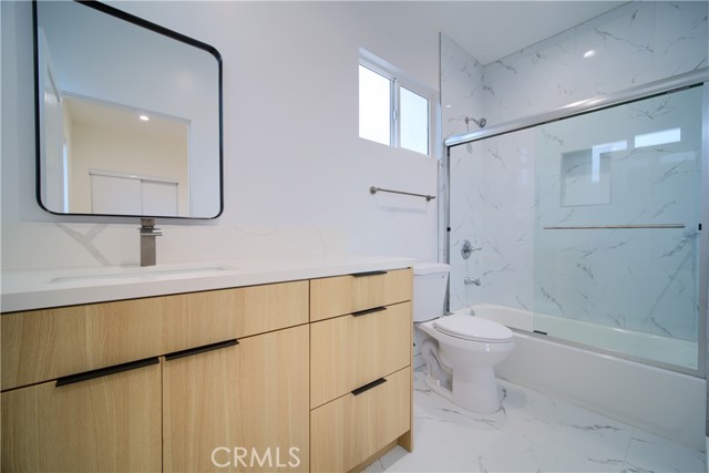 Detail Gallery Image 16 of 19 For 257 S Avenue 54 #1/4,  Los Angeles,  CA 90042 - 4 Beds | 4/1 Baths