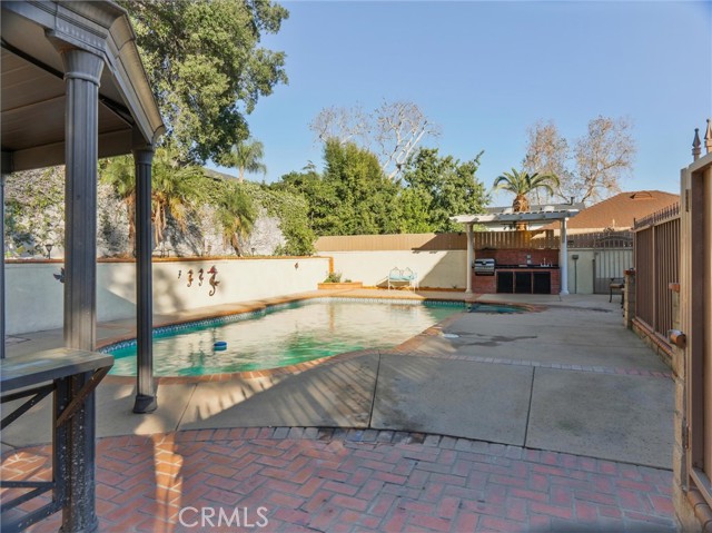 Detail Gallery Image 48 of 59 For 99 W Grandview Ave, Sierra Madre,  CA 91024 - 5 Beds | 4 Baths