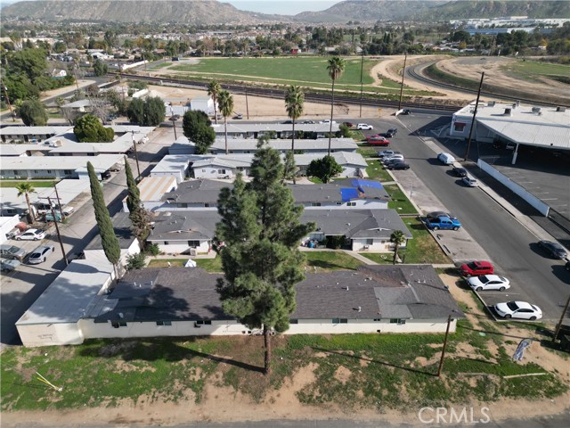 Image 3 of 4 For 1195 Spring Street