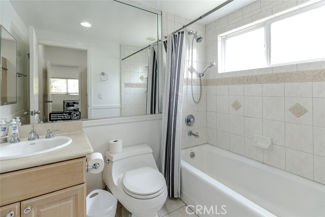 Detail Gallery Image 21 of 27 For 4343 Shadyglade Ave, Studio City,  CA 91604 - 4 Beds | 5 Baths